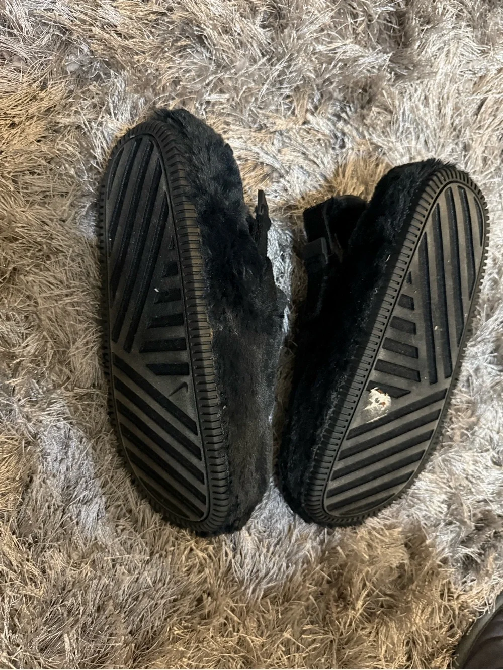 Nike Calm Fuzzy Faux Fur Women's Mule Size 8